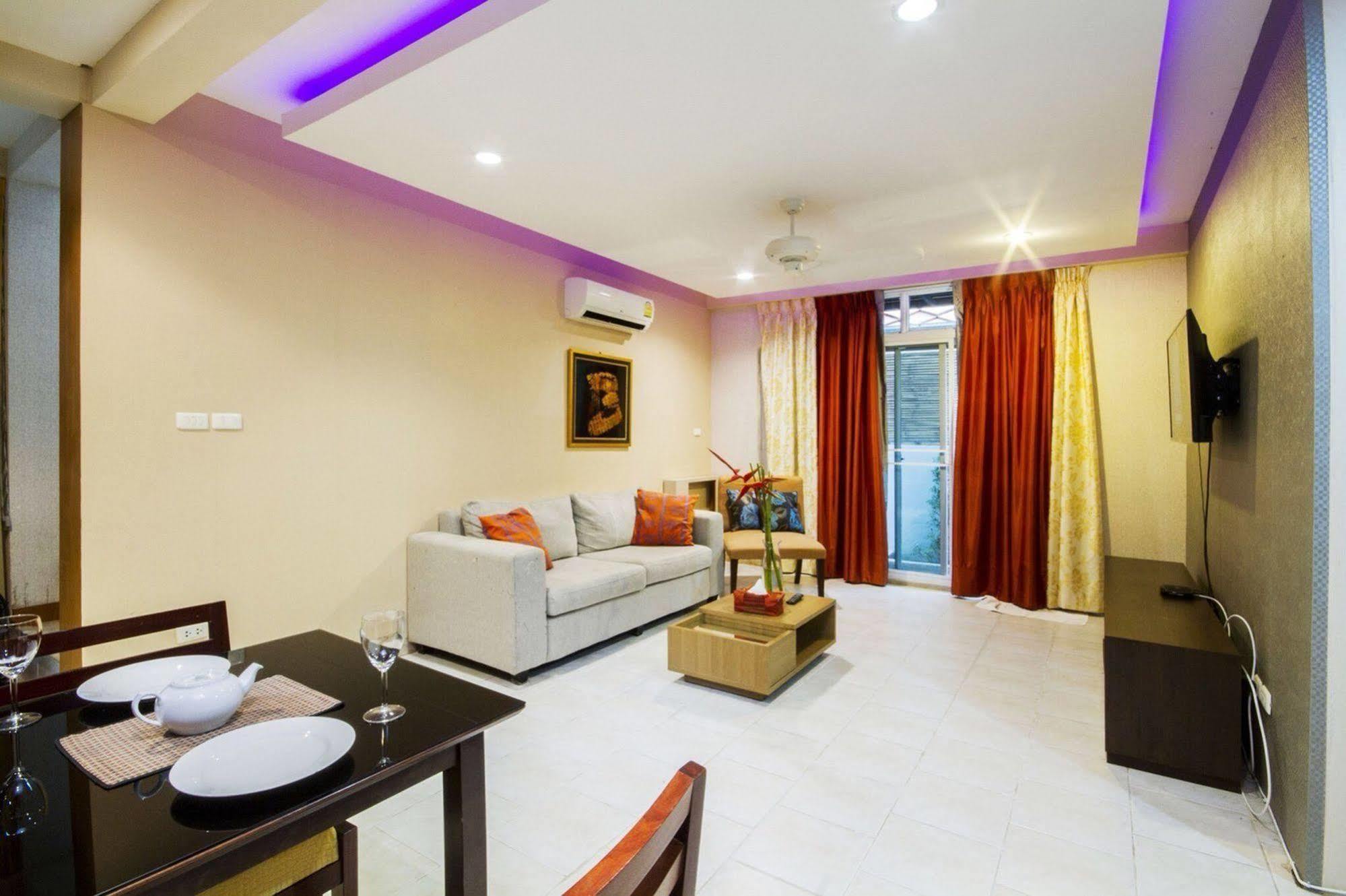 Abacus Villa Pattaya Buitenkant foto